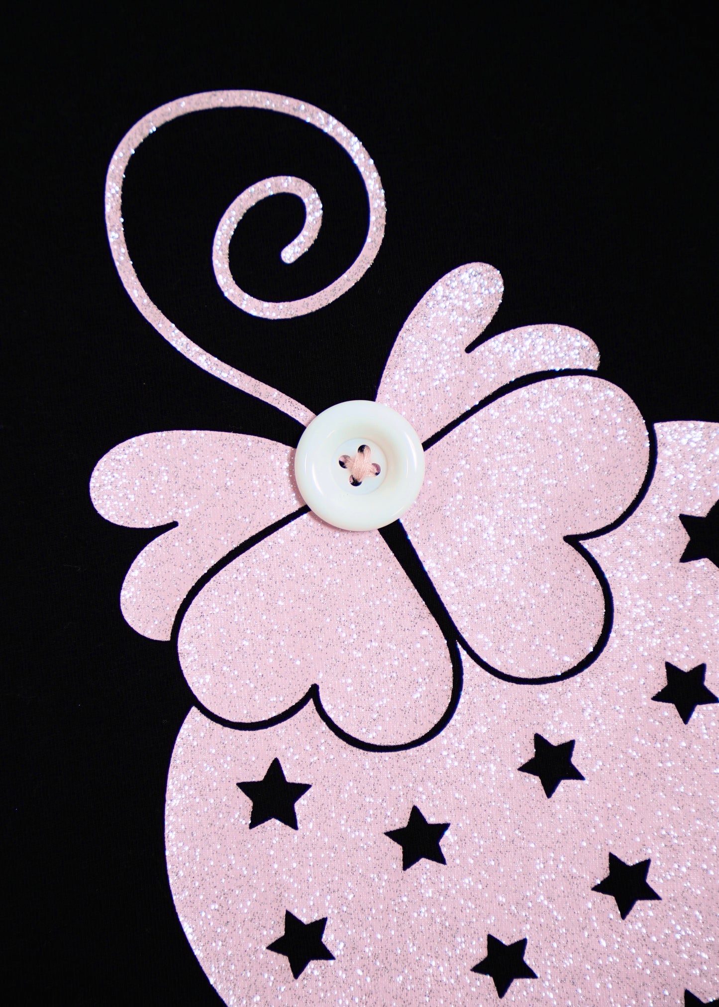 shining strawberry tee