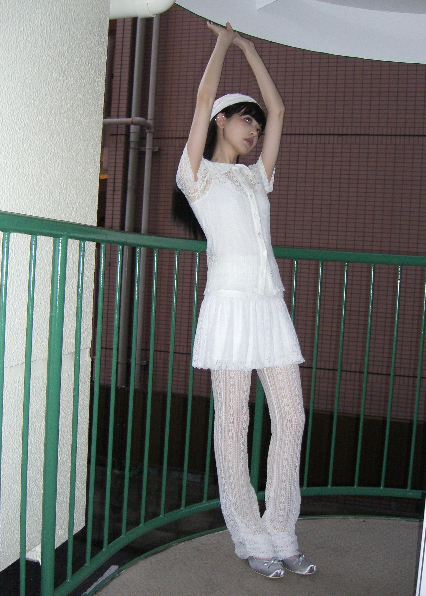 「want to be with lace」blouse