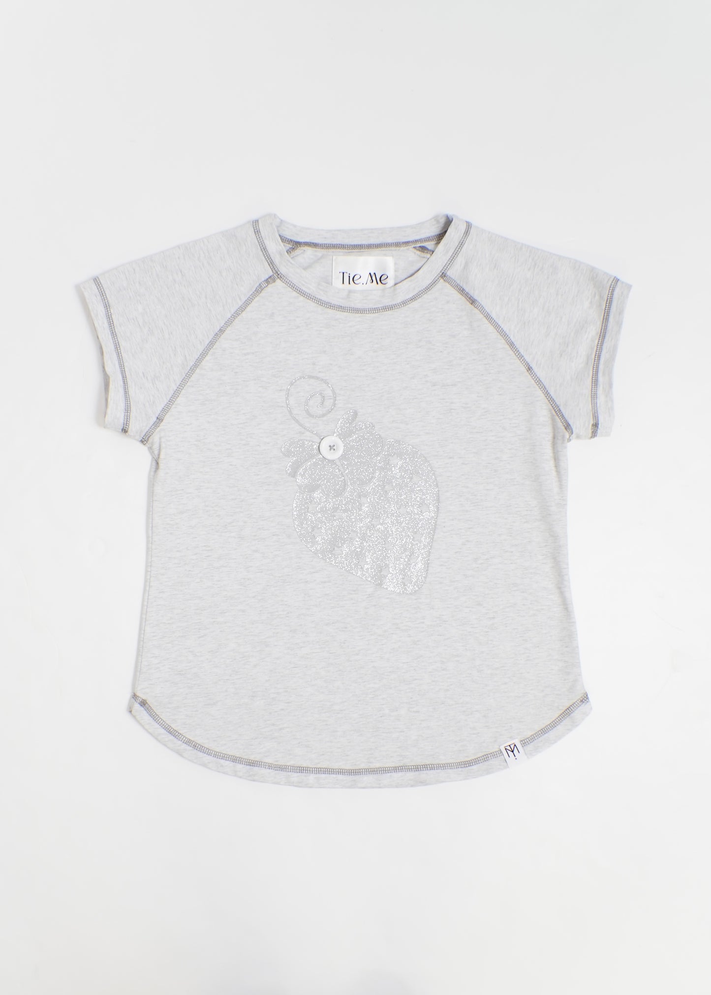 shining strawberry tee