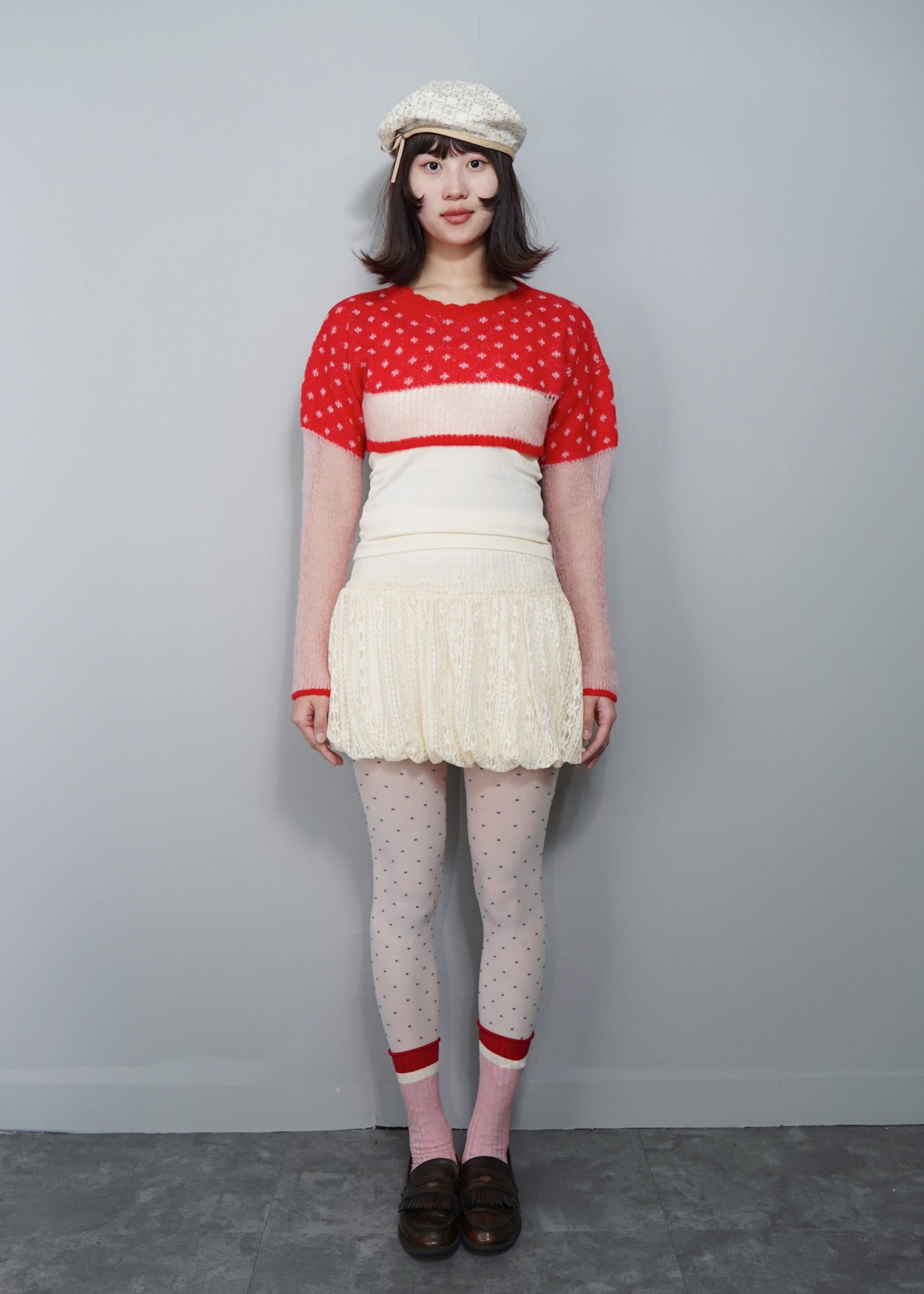 color dot short knit