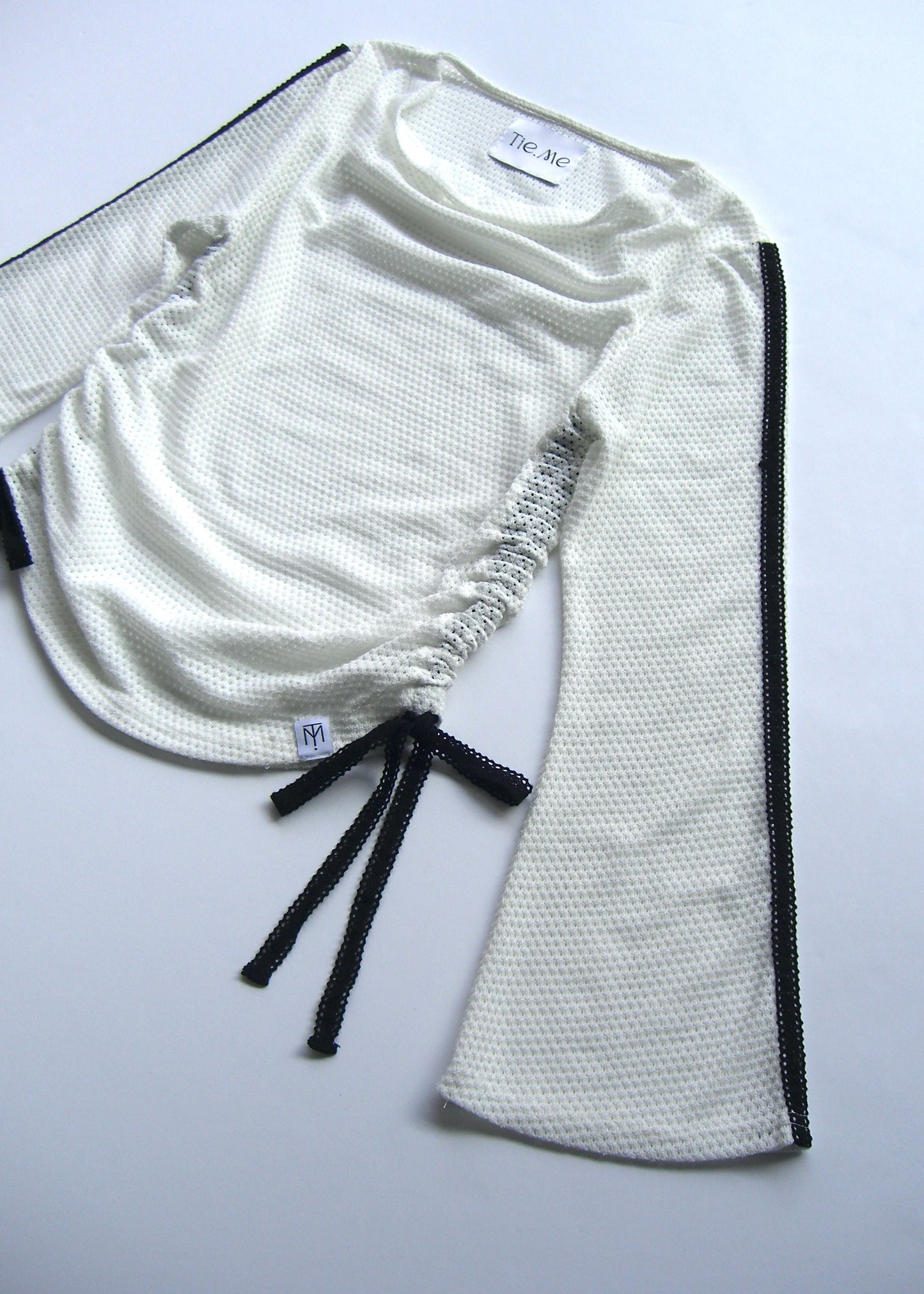 mesh ribbon blouse