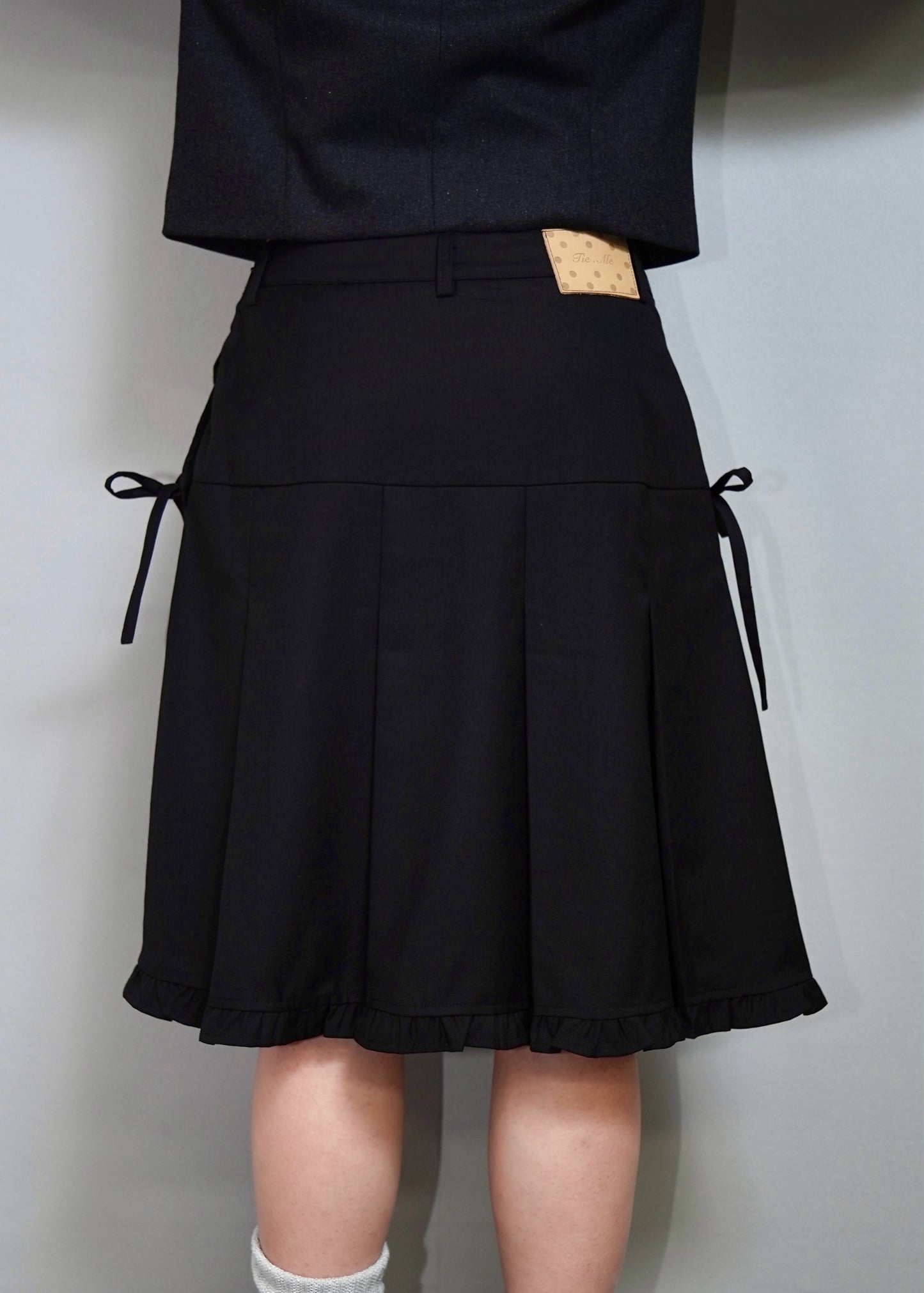 pleated cargo skirt