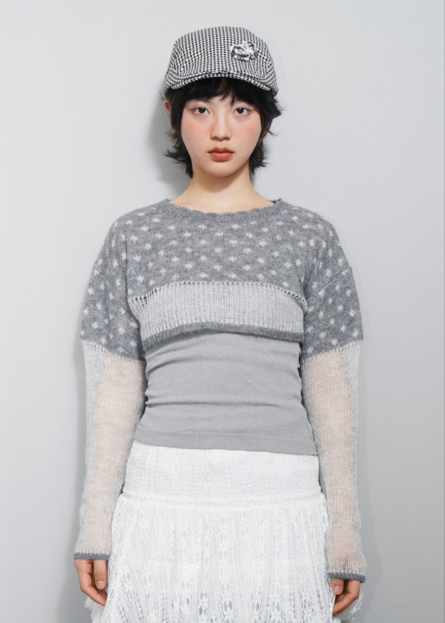 color dot short knit