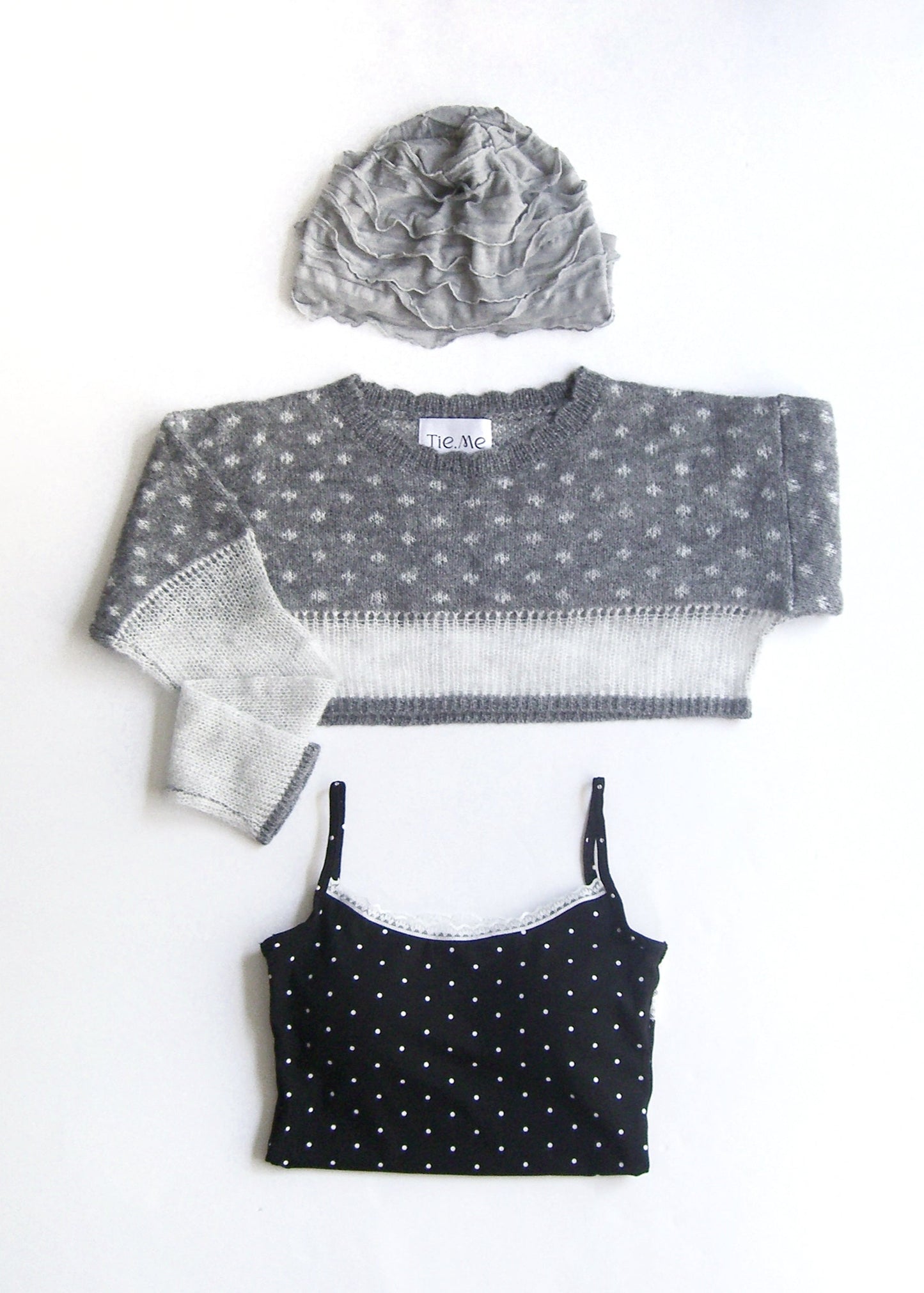 color dot short knit