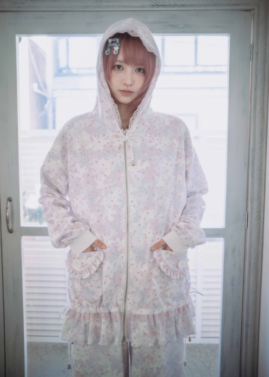 milky star camo hoodie