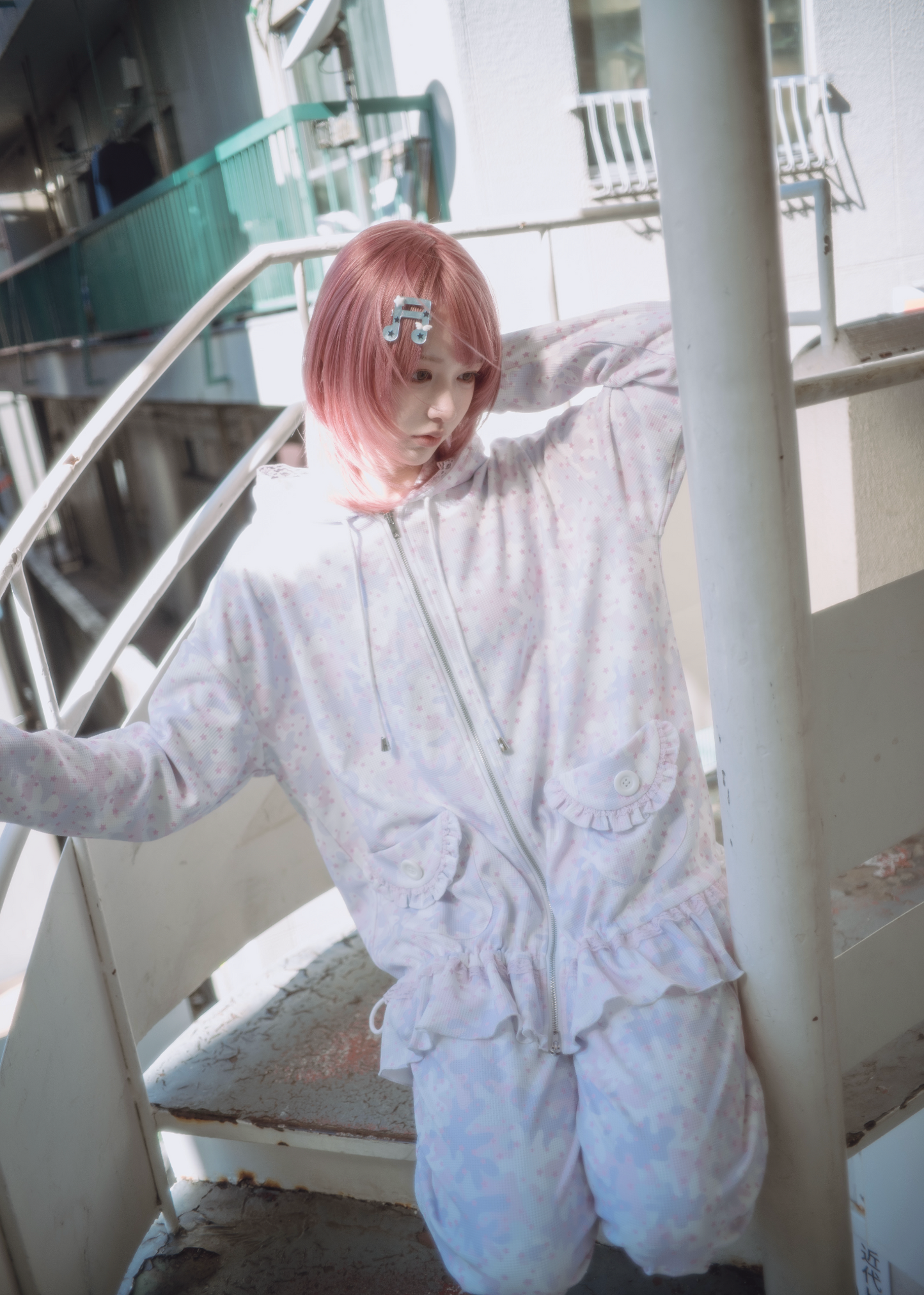 milky star camo hoodie