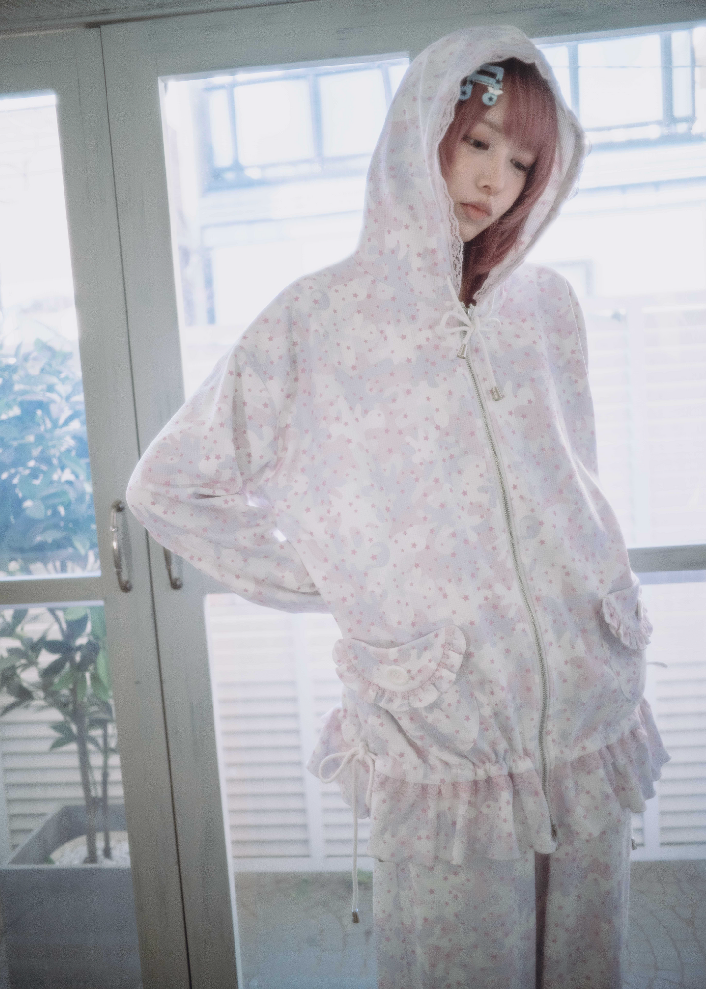 milky star camo hoodie