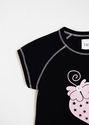 shining strawberry tee