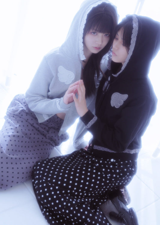 【再入荷】wings lace zip hoodie