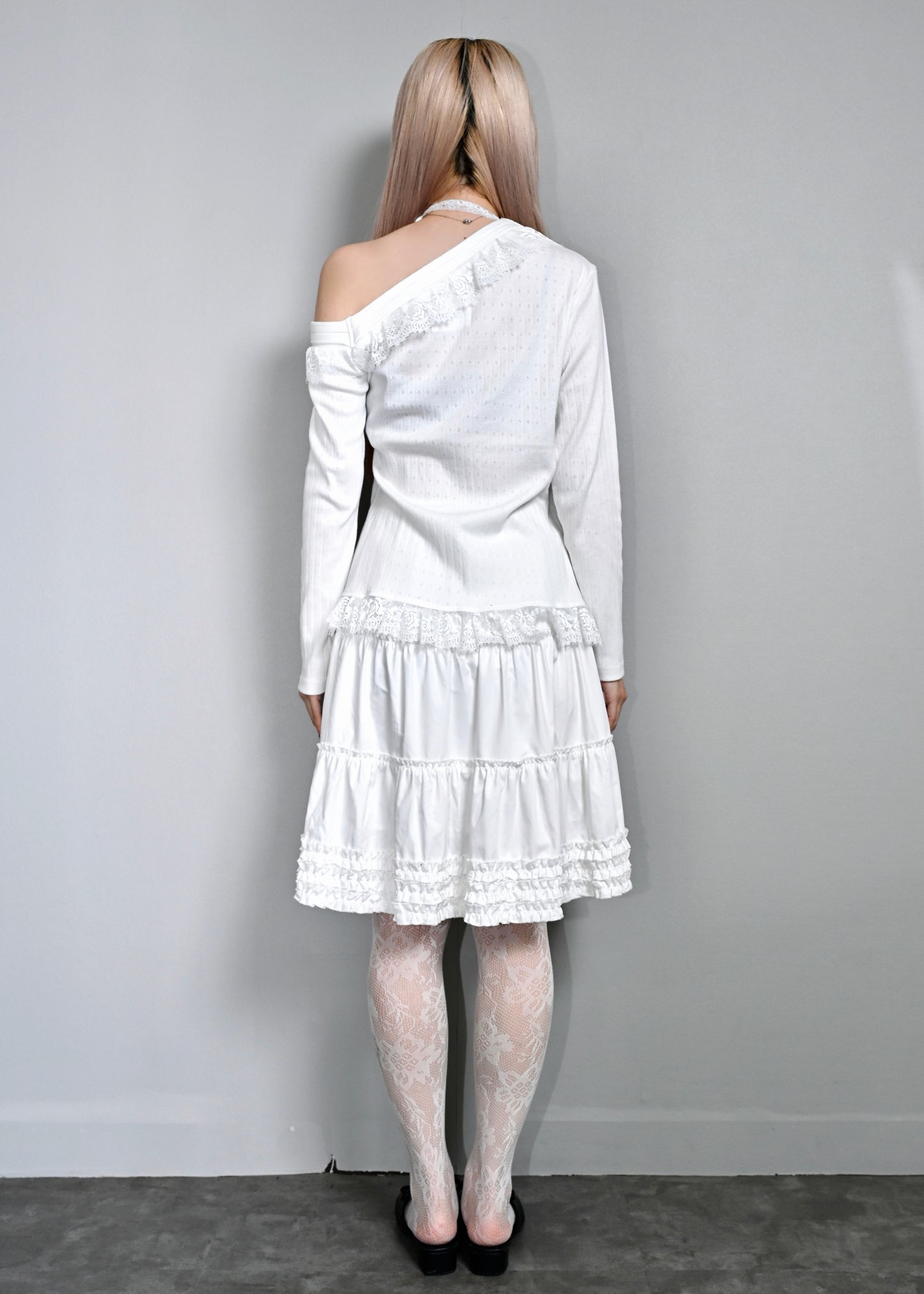 【8月下旬発送】「You need my love.」Lace-up Tee