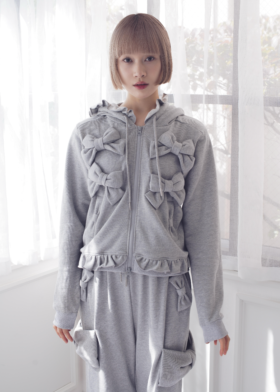 ribbonful zip hoodie