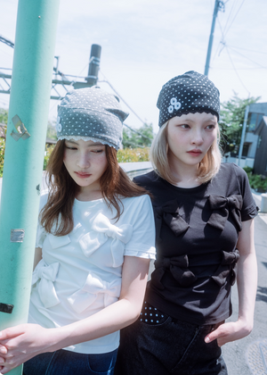 dot button beanie
