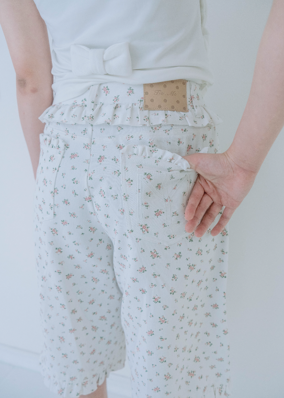 Lily’s petal flower pants