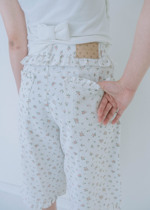 Lily’s petal flower pants