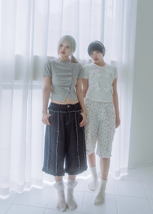 Lily’s petal denim pants