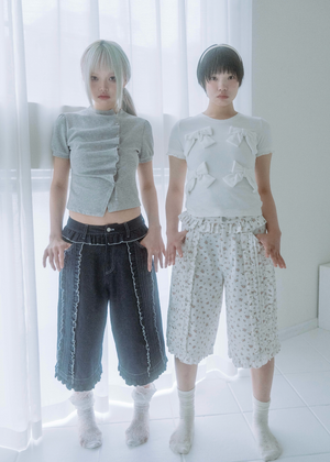 Lily’s petal denim pants