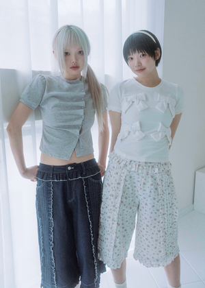 Lily’s petal denim pants