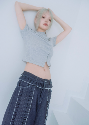 Lily’s petal denim pants