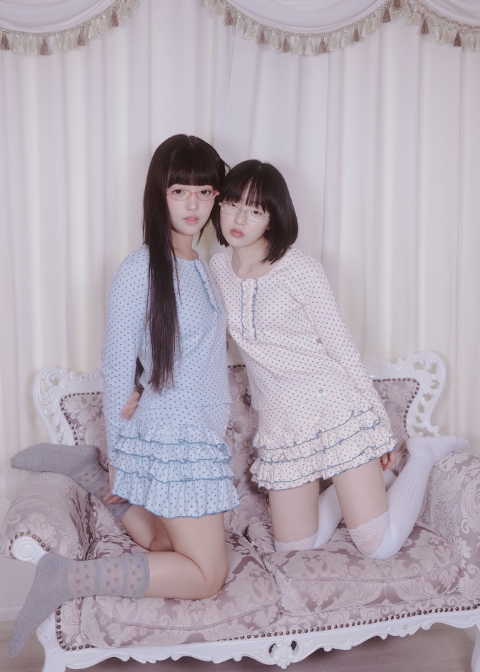 【8月下旬発送】lucky button star short pants