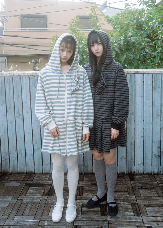 【10月下旬発送】double-zip pleated one-piece