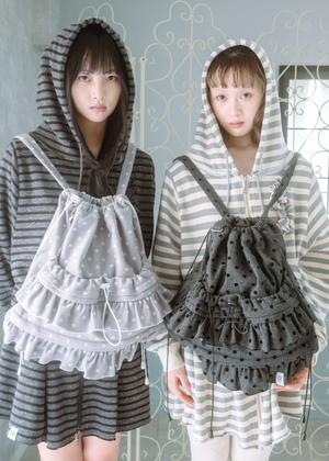 velvet dot woolly frill knapsack