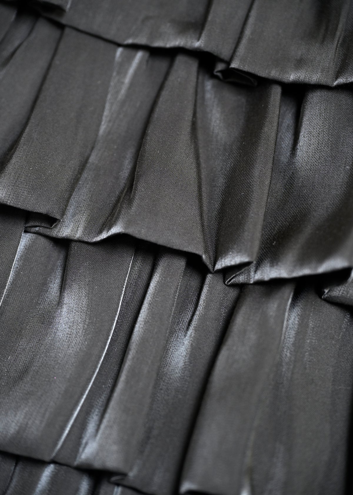 cargo frill shimmer tiered skirt