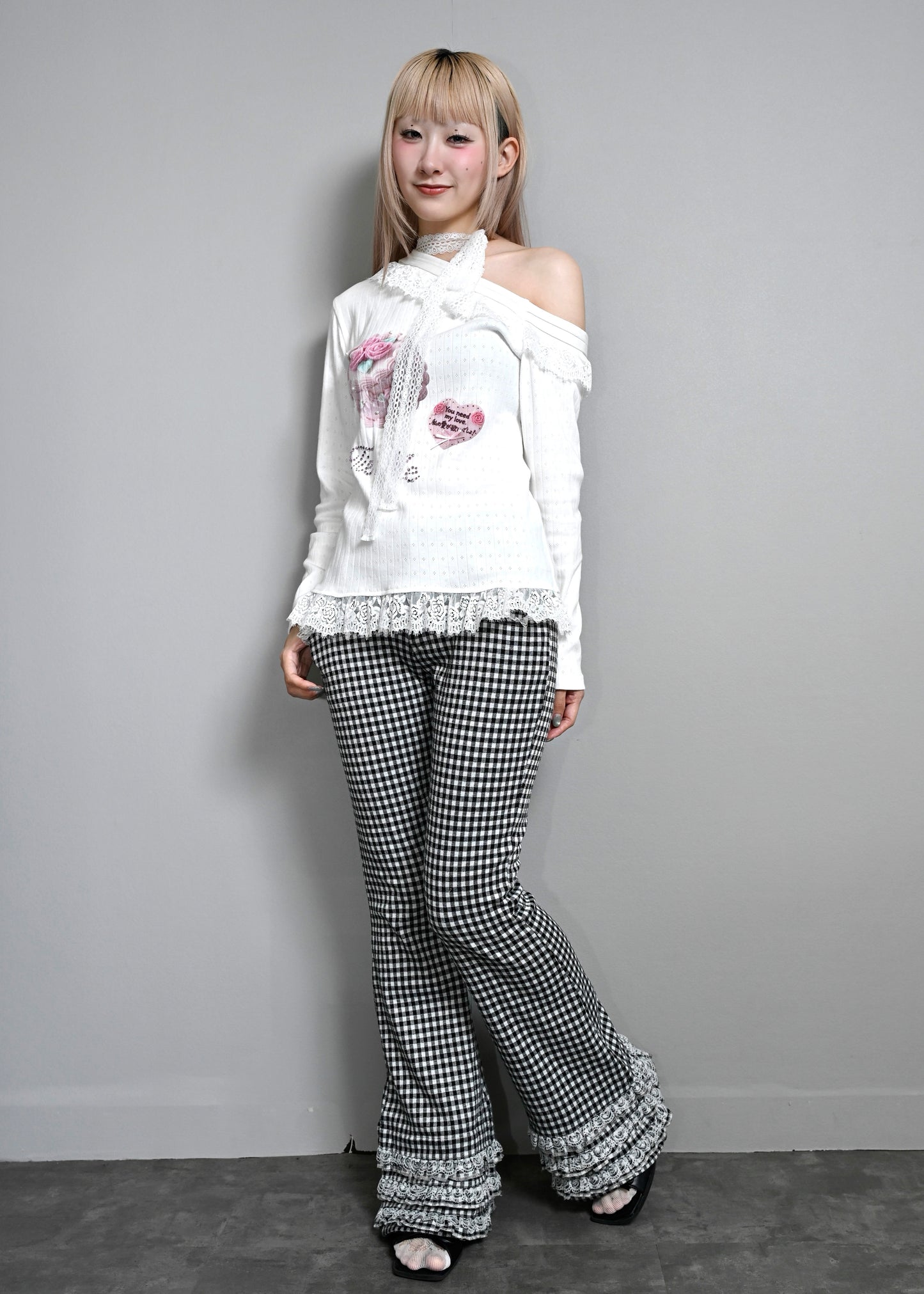 【8月下旬発送】「You need my love.」Lace-up Tee
