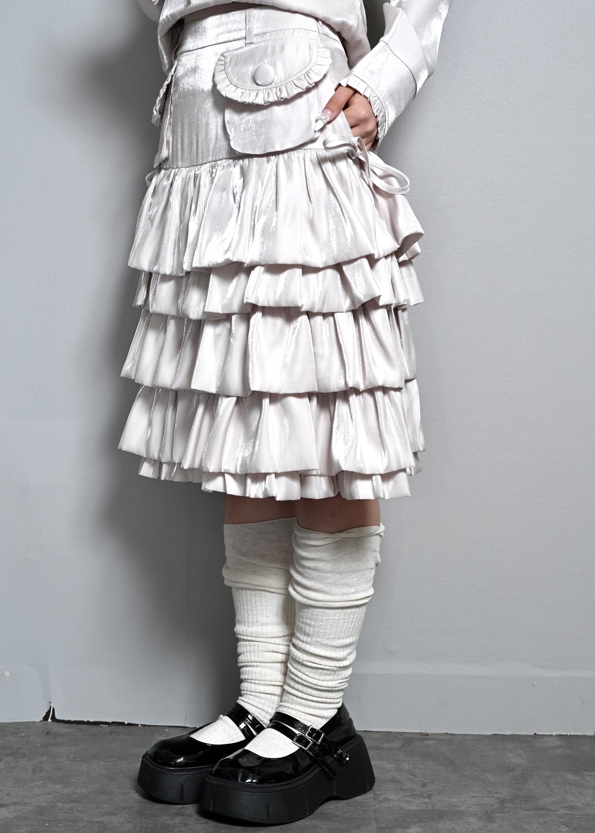 cargo frill shimmer tiered skirt