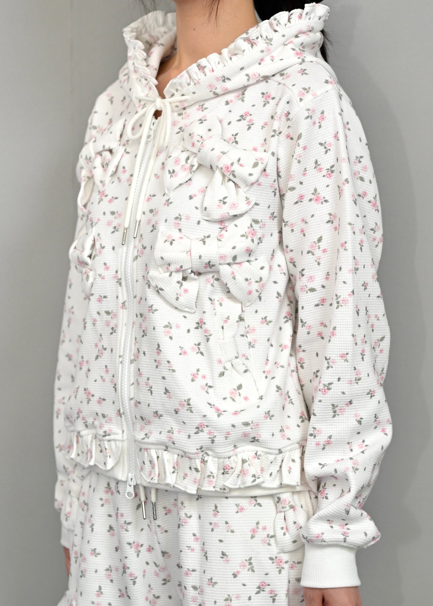 flower waffle ribbonful zip hoodie