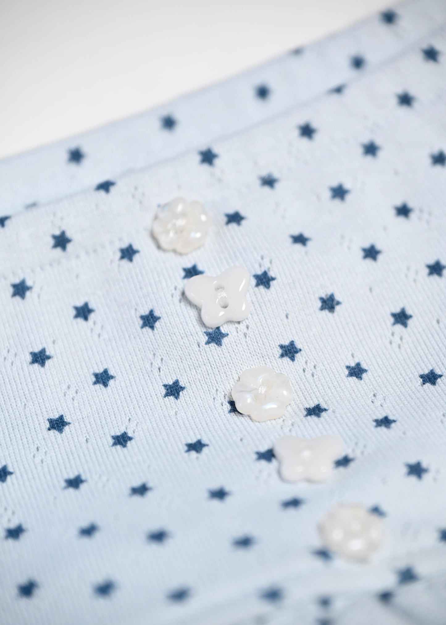 【8月下旬発送】lucky button star short pants