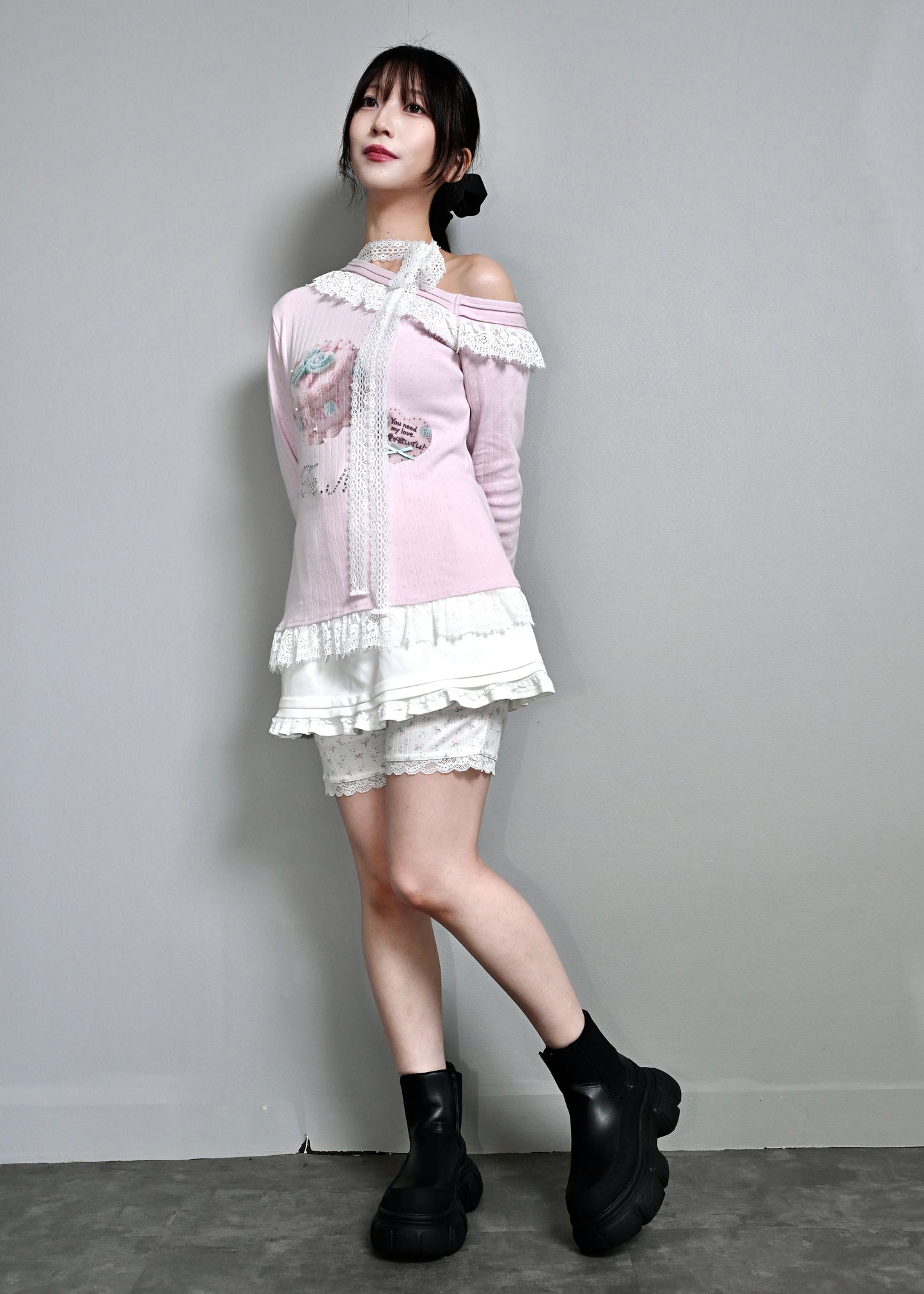 【8月下旬発送】「You need my love.」Lace-up Tee