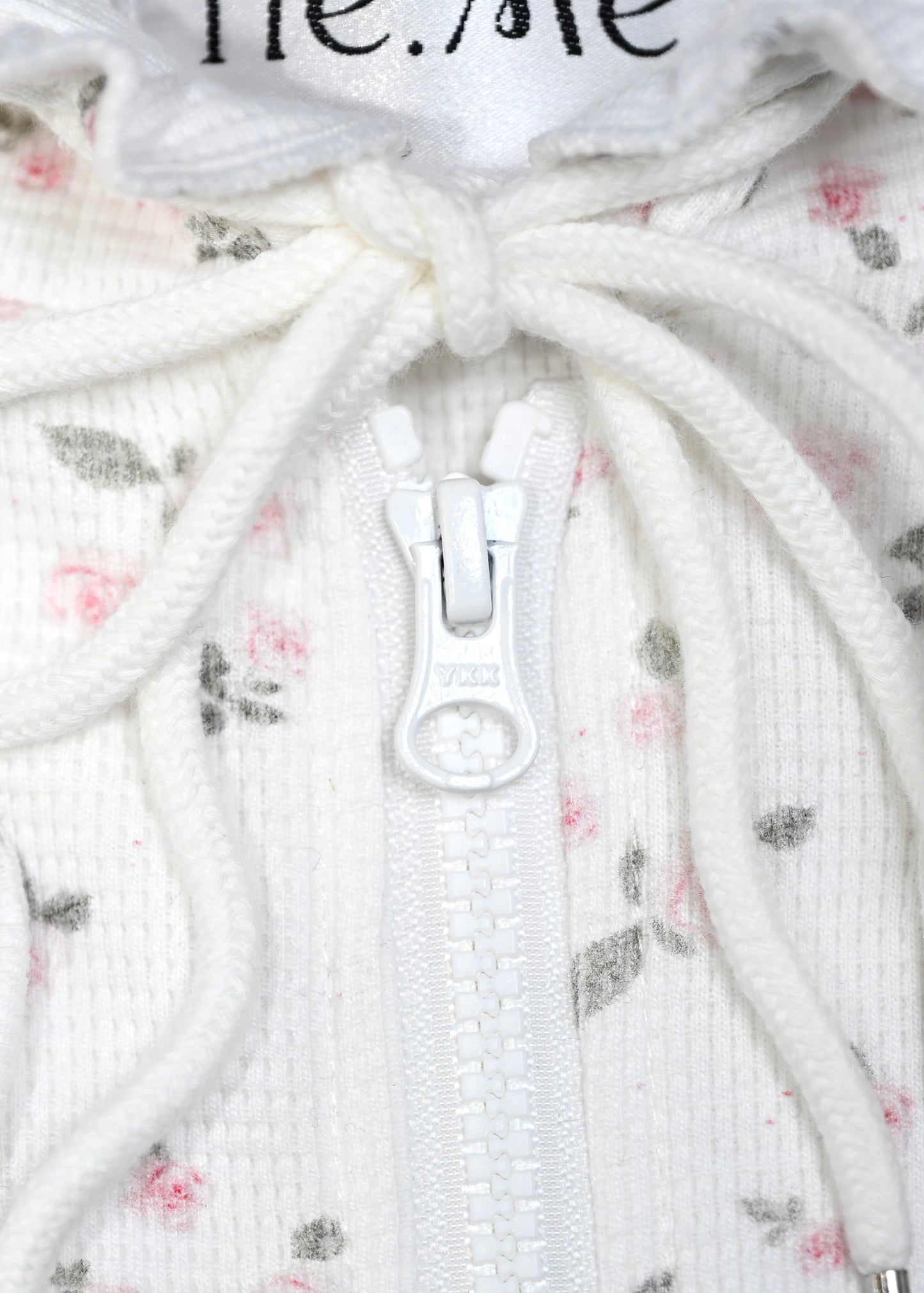 flower waffle ribbonful zip hoodie