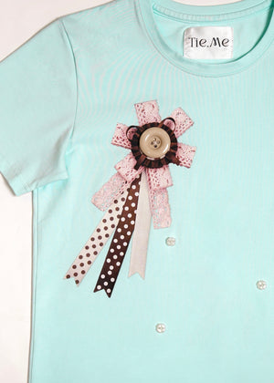 ribbon rosetta button tee