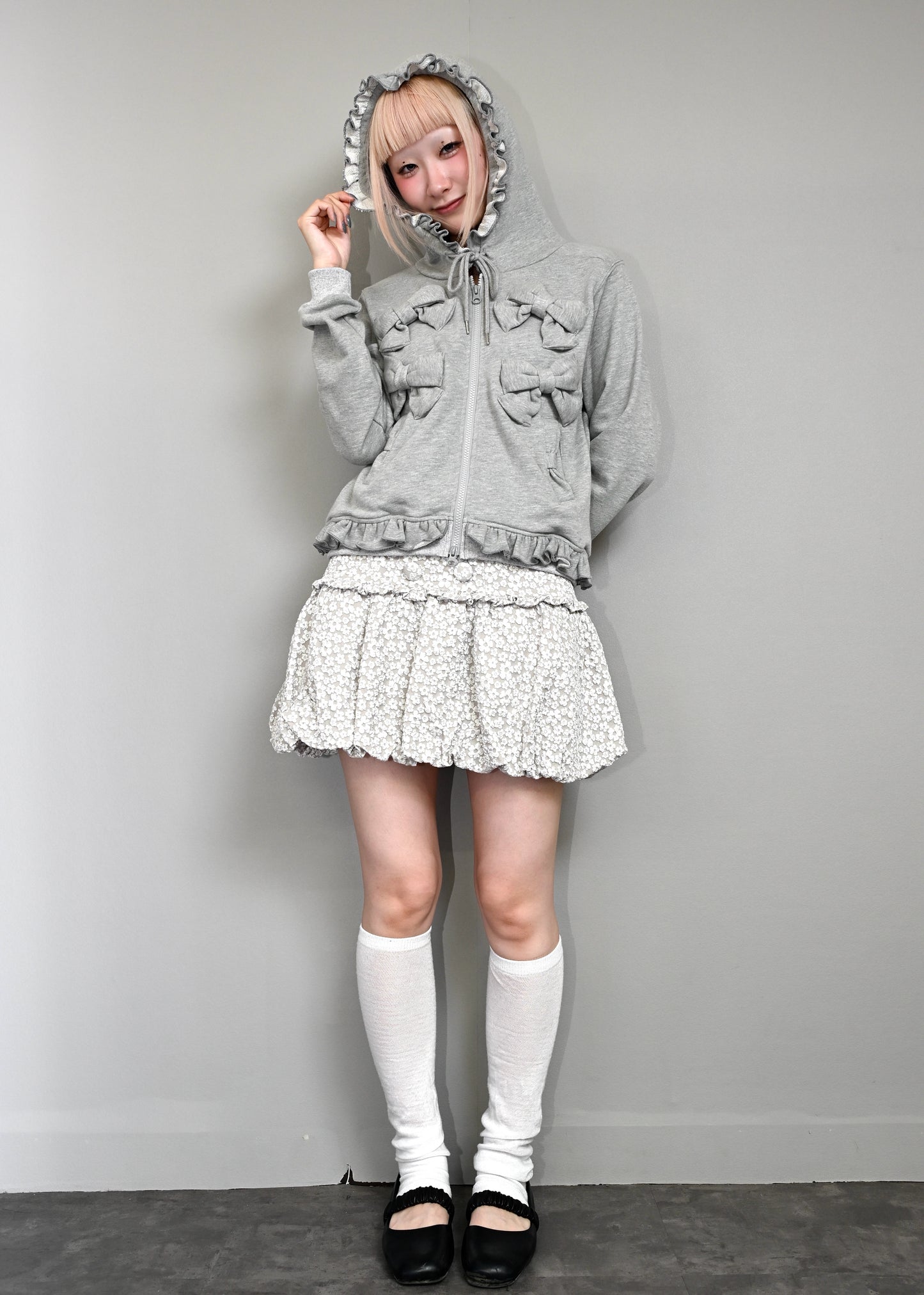 ribbonful zip hoodie