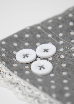 dot button beanie