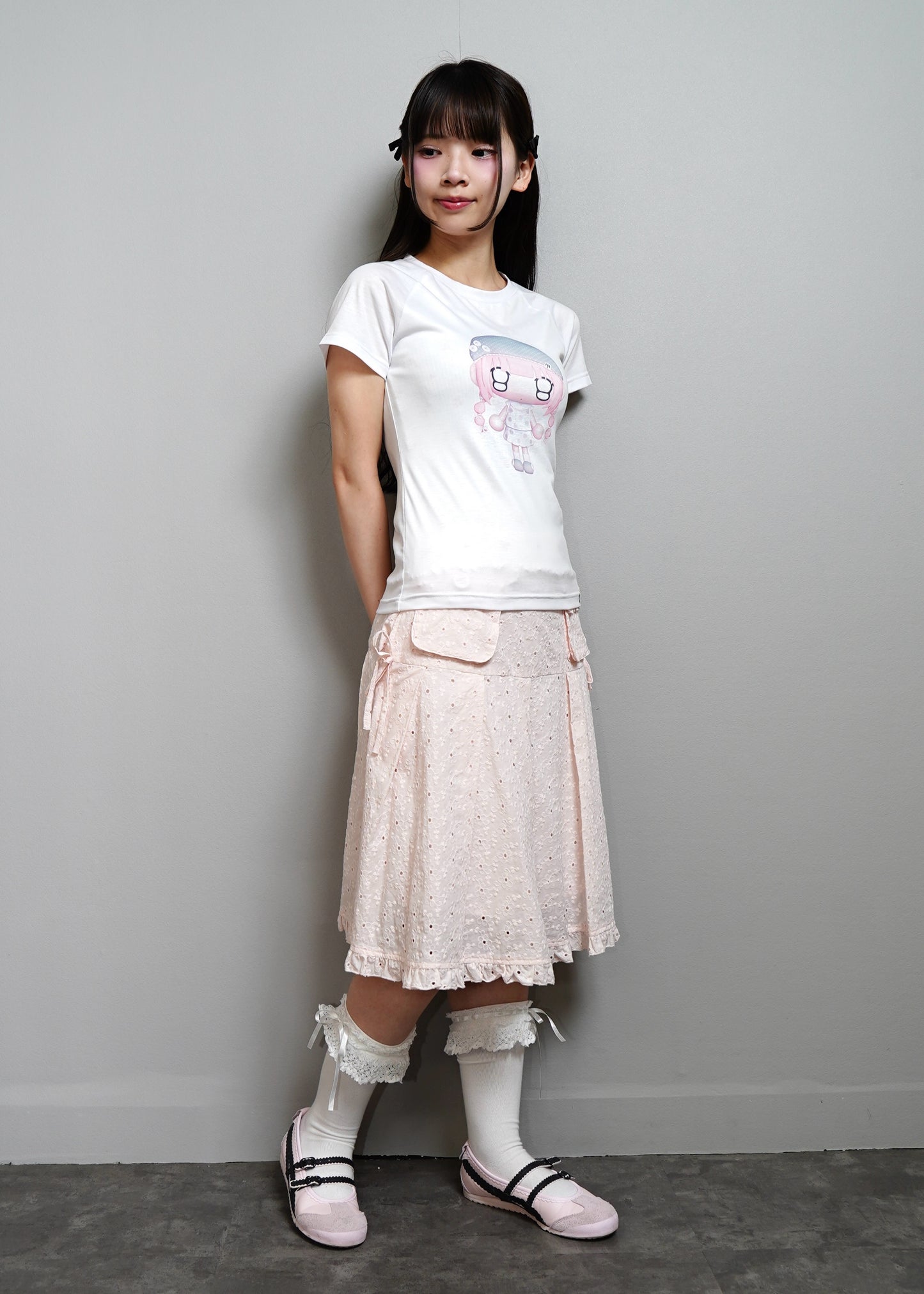 【HUHUEE】gallery girl Tee-slim