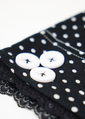 dot button beanie