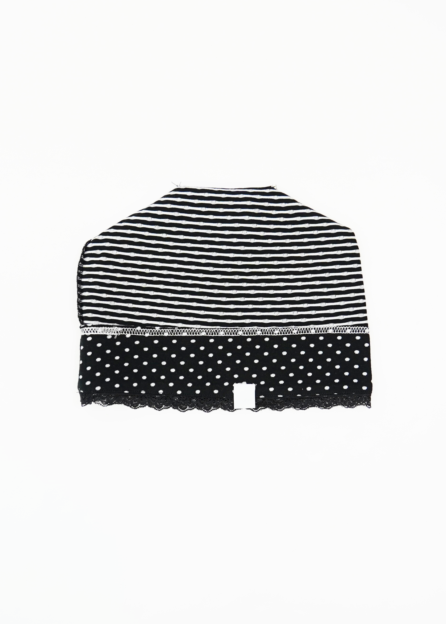 dot button beanie