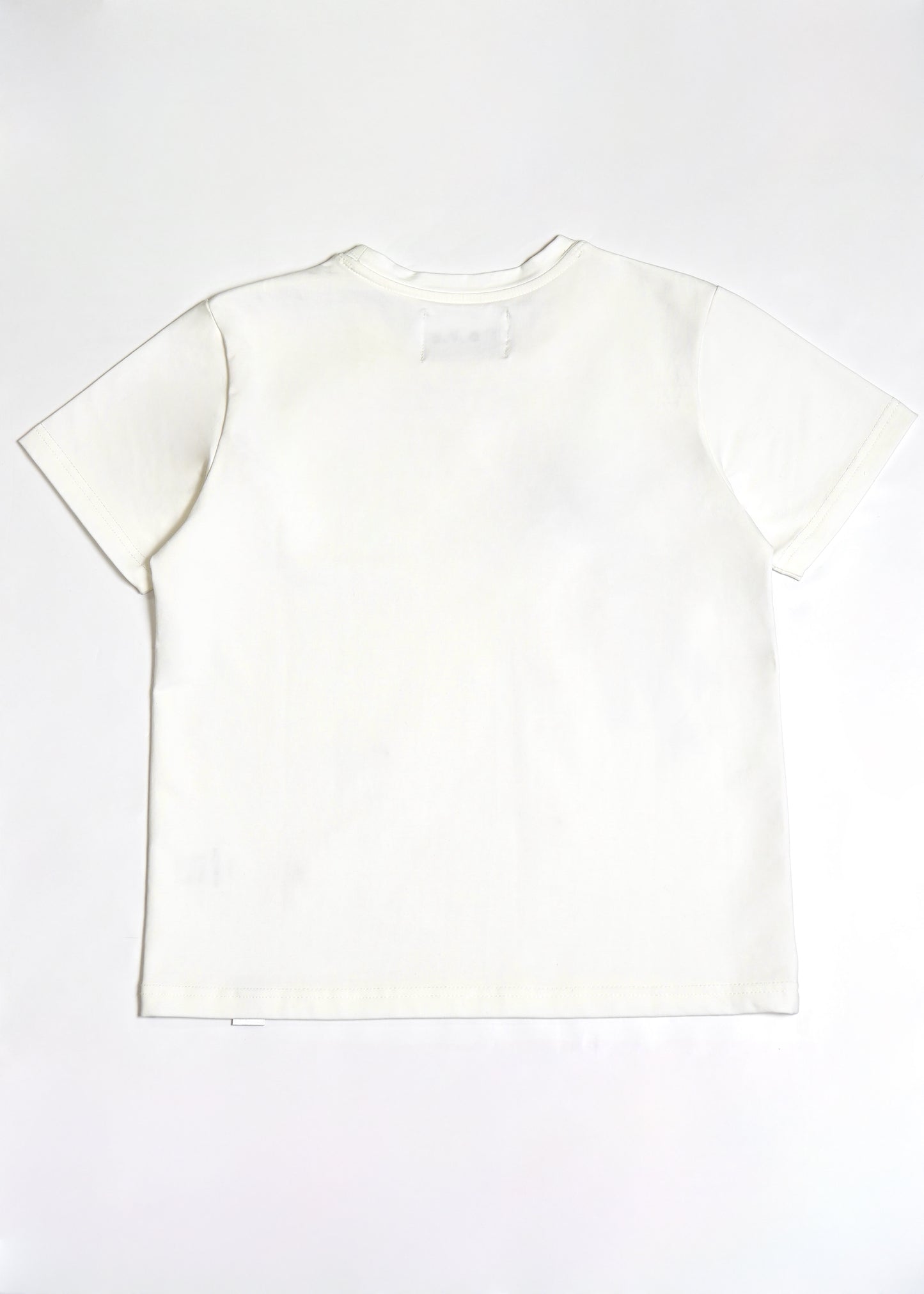 ribbon rosetta button tee