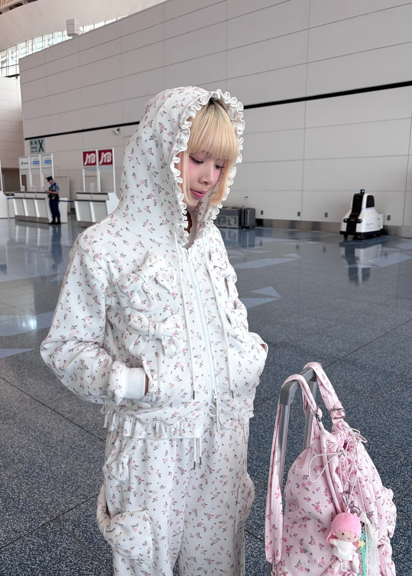 flower waffle ribbonful zip hoodie
