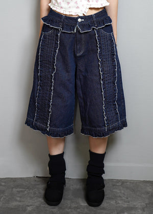 Lily’s petal denim pants