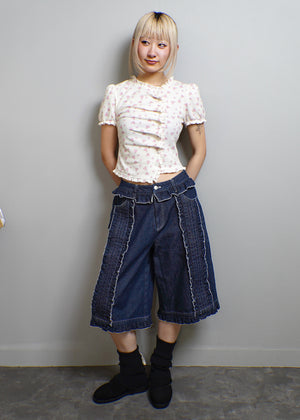 Lily’s petal denim pants