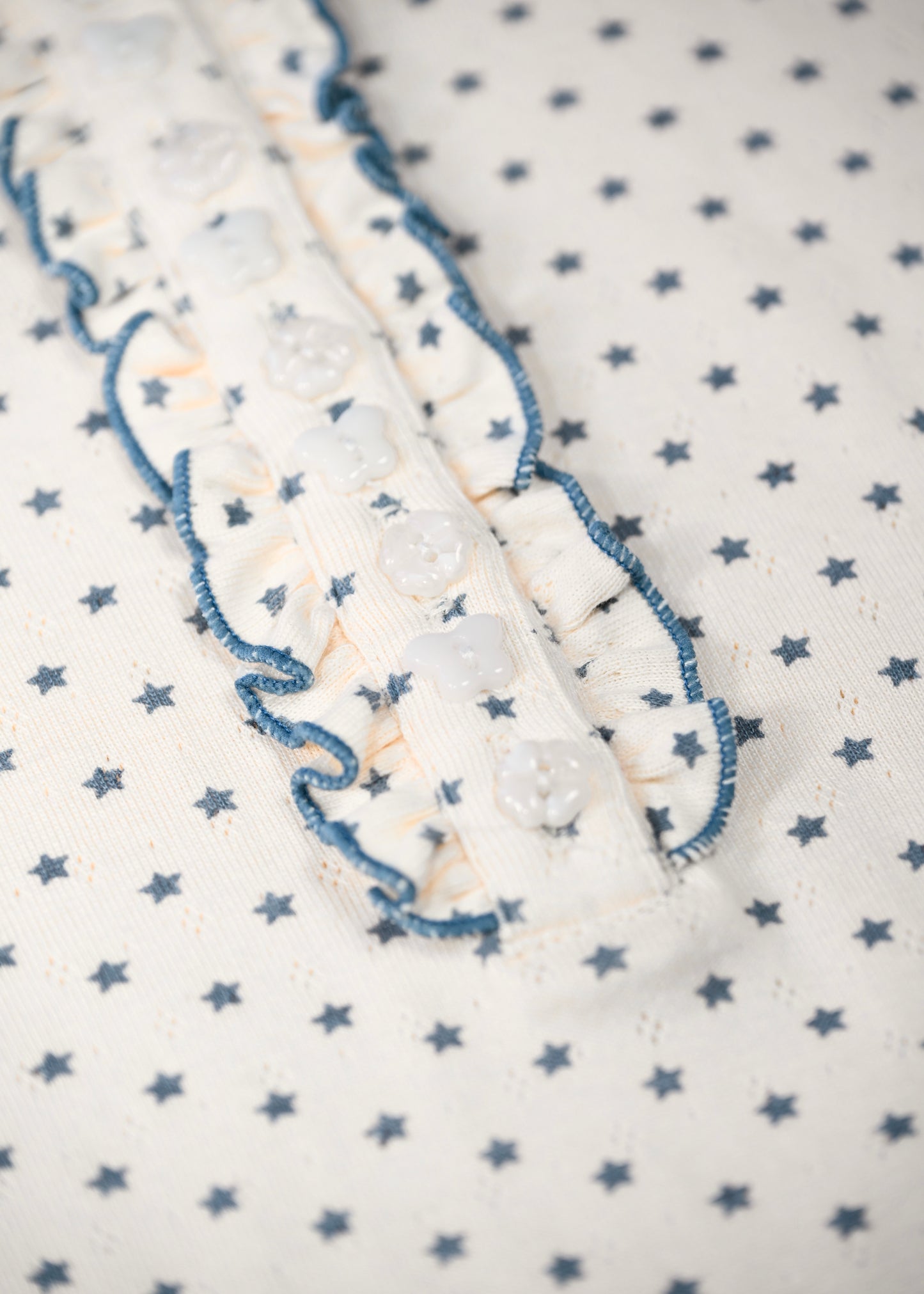 【8月下旬発送】lucky button star long-Tee