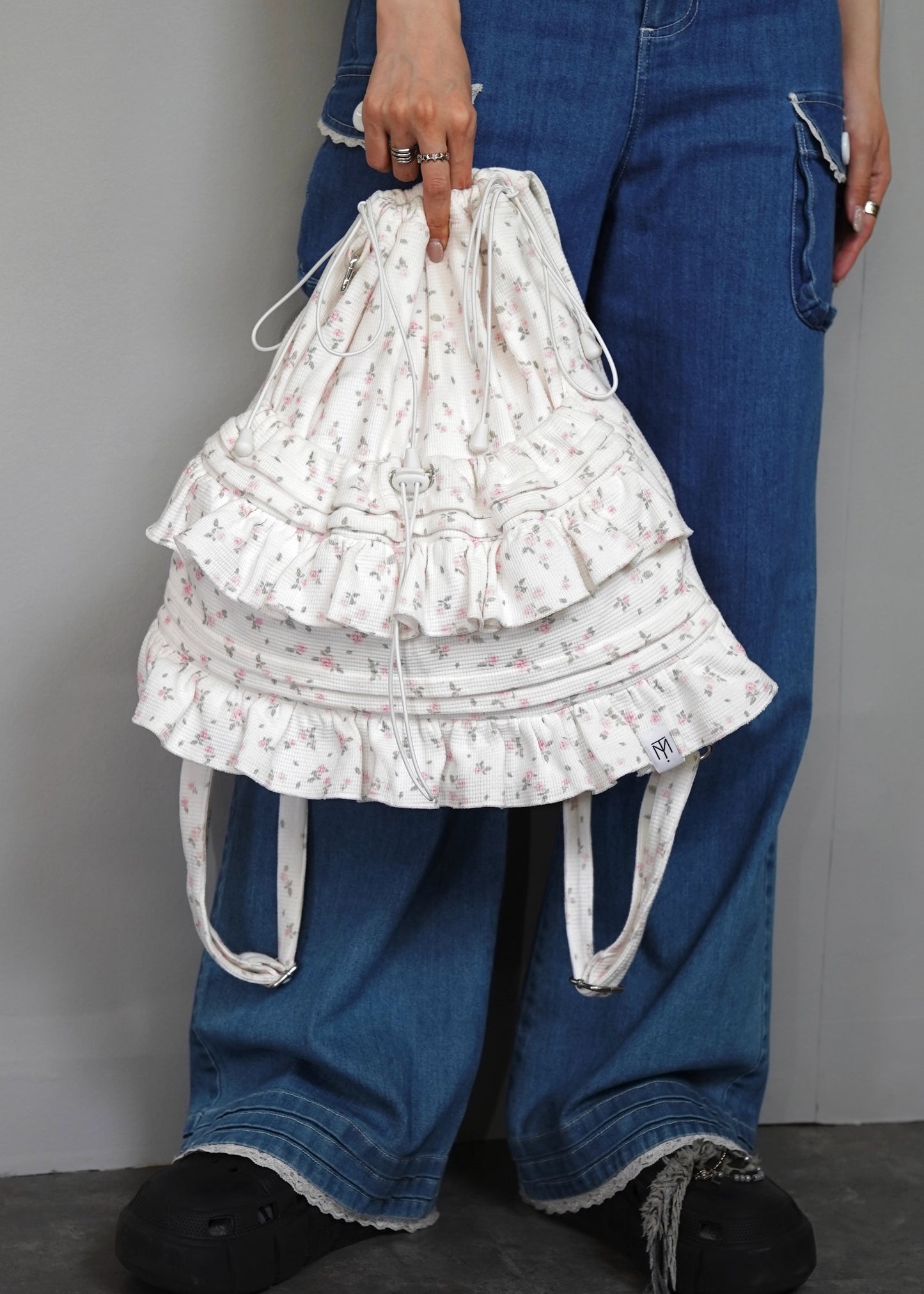 flower waffle frill knapsack
