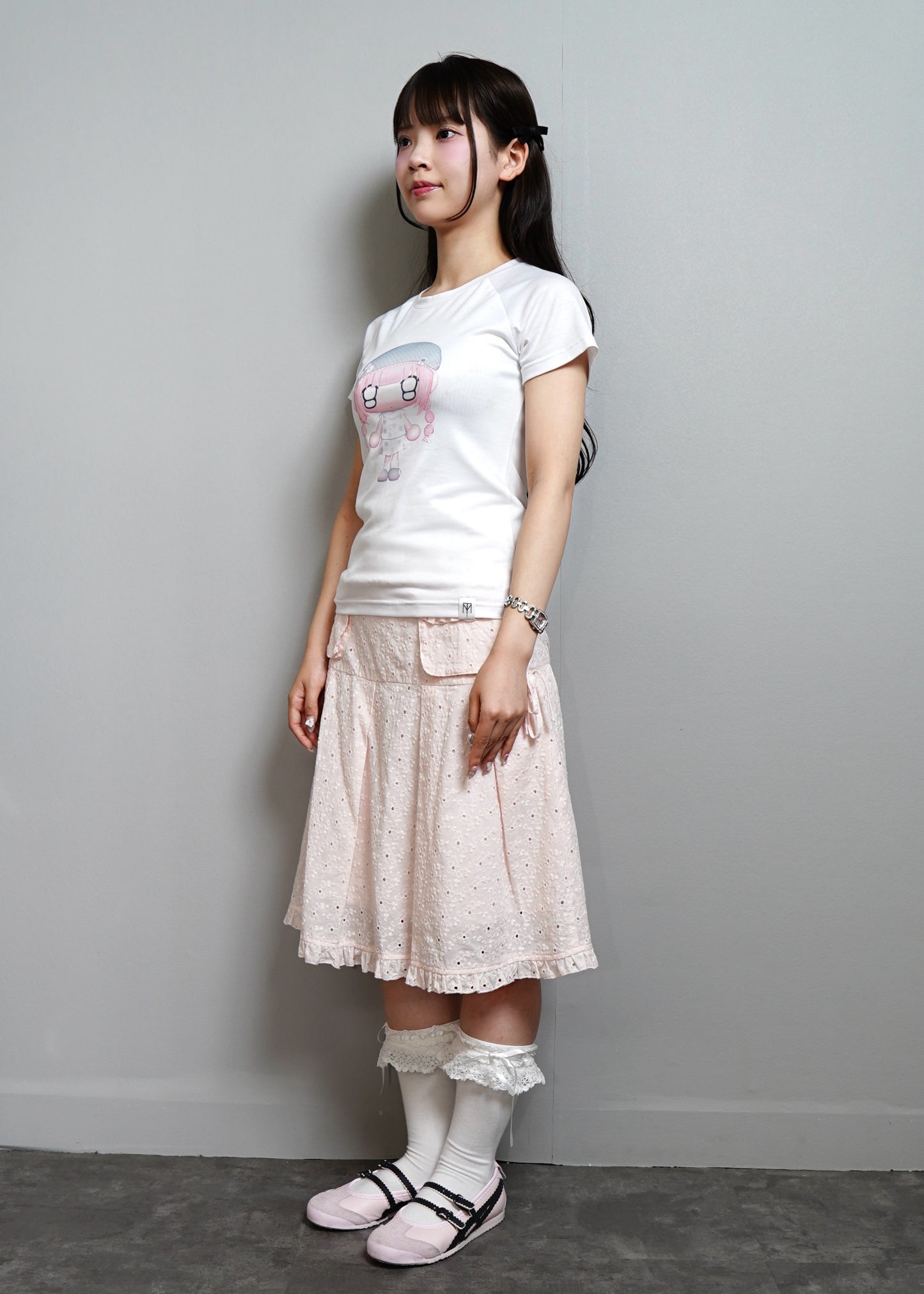 【HUHUEE】gallery girl Tee-slim