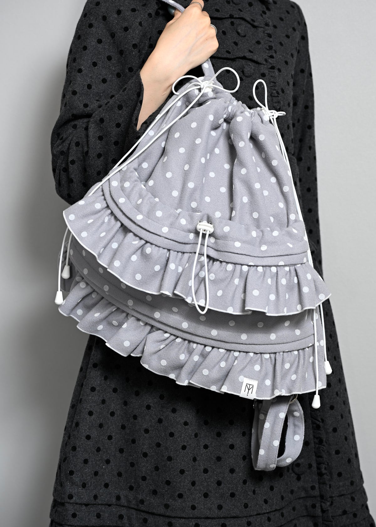 velvet dot woolly frill knapsack