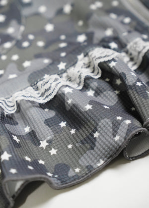 milky star camo hoodie