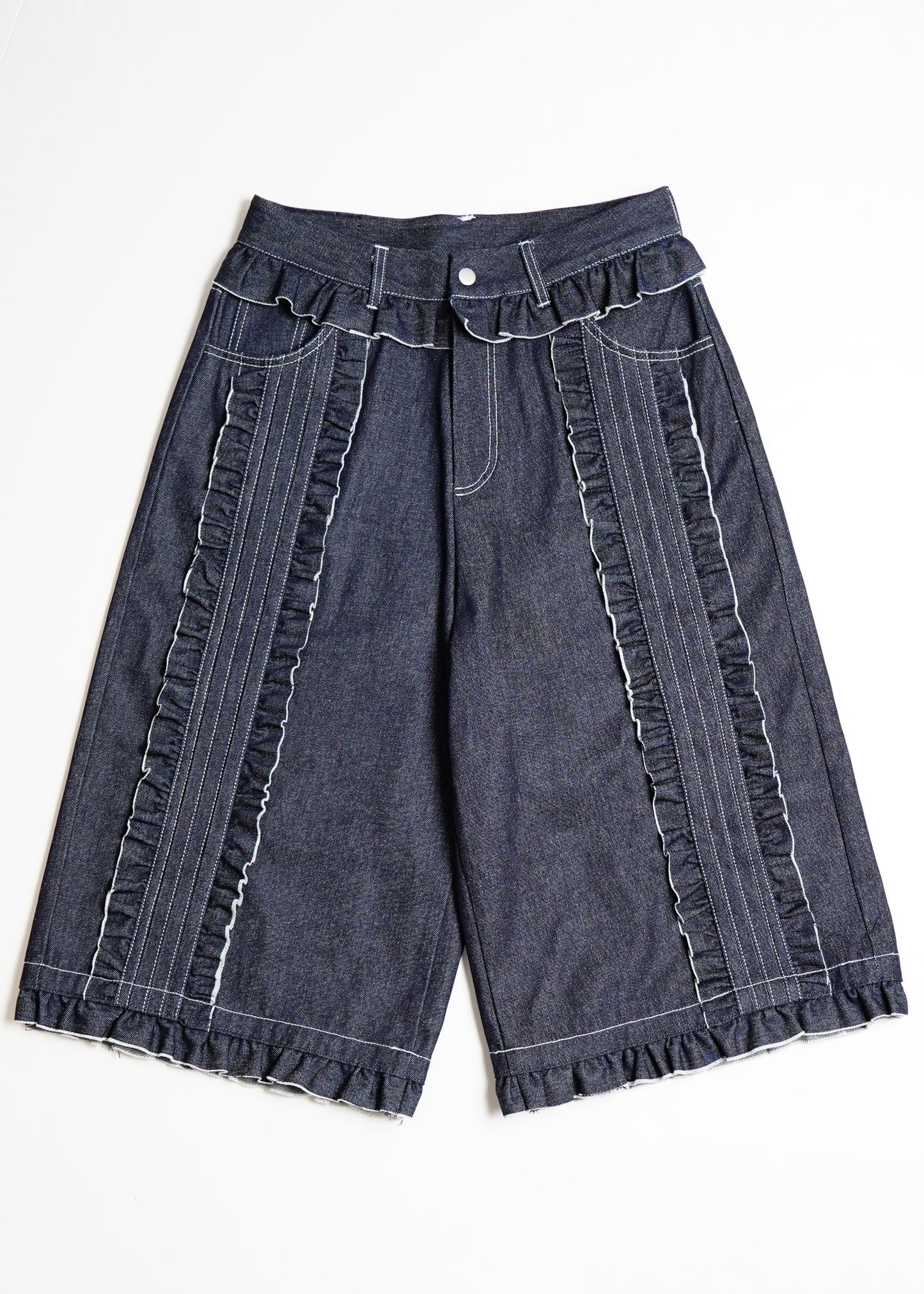 Lily’s petal denim pants