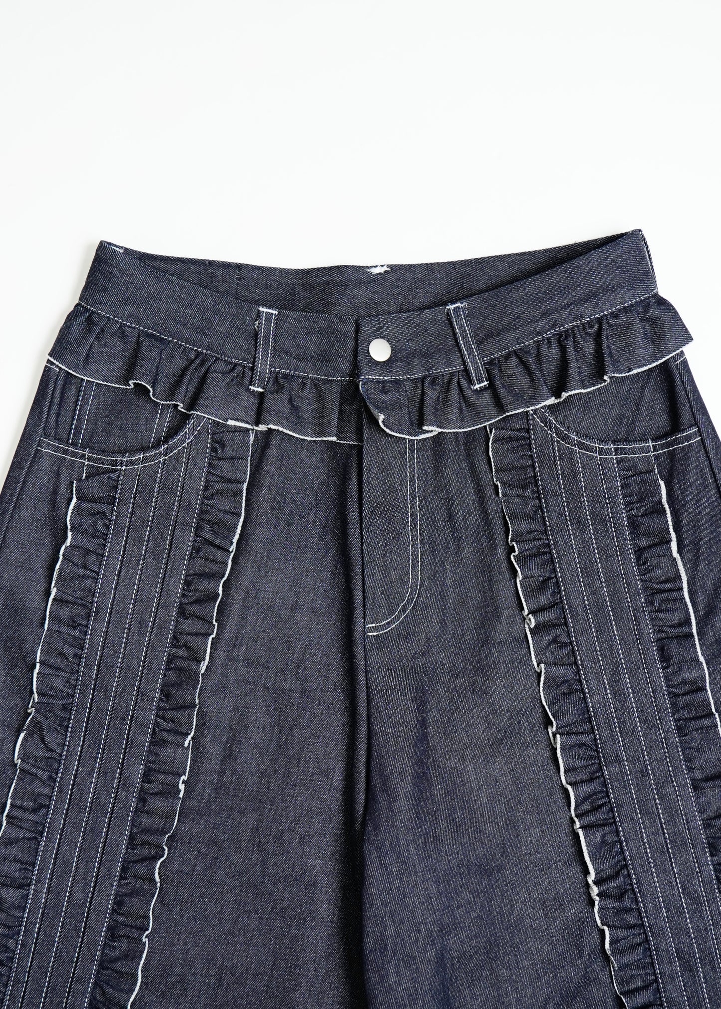 Lily’s petal denim pants
