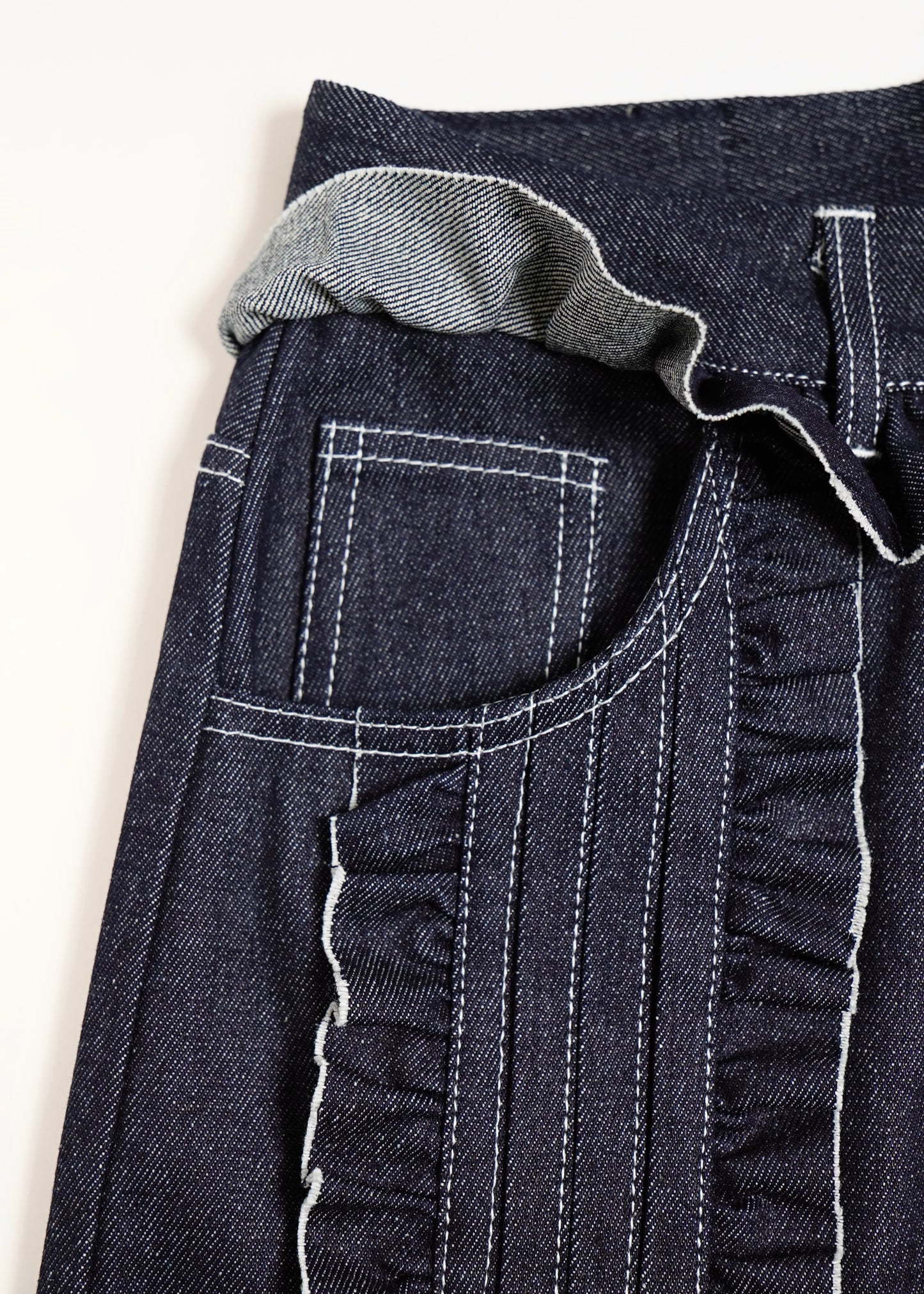 Lily’s petal denim pants